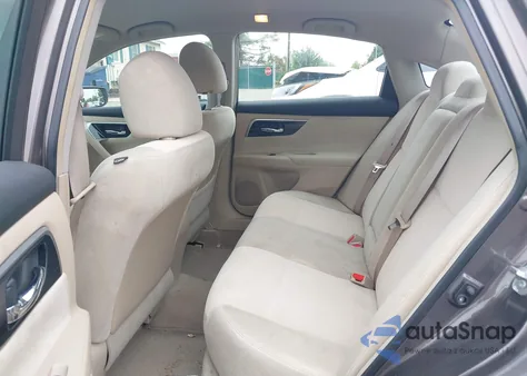 2013 Nissan Altima 2.5 z USA, uszkodzony, nr VIN 1N4AL3AP6DC216583